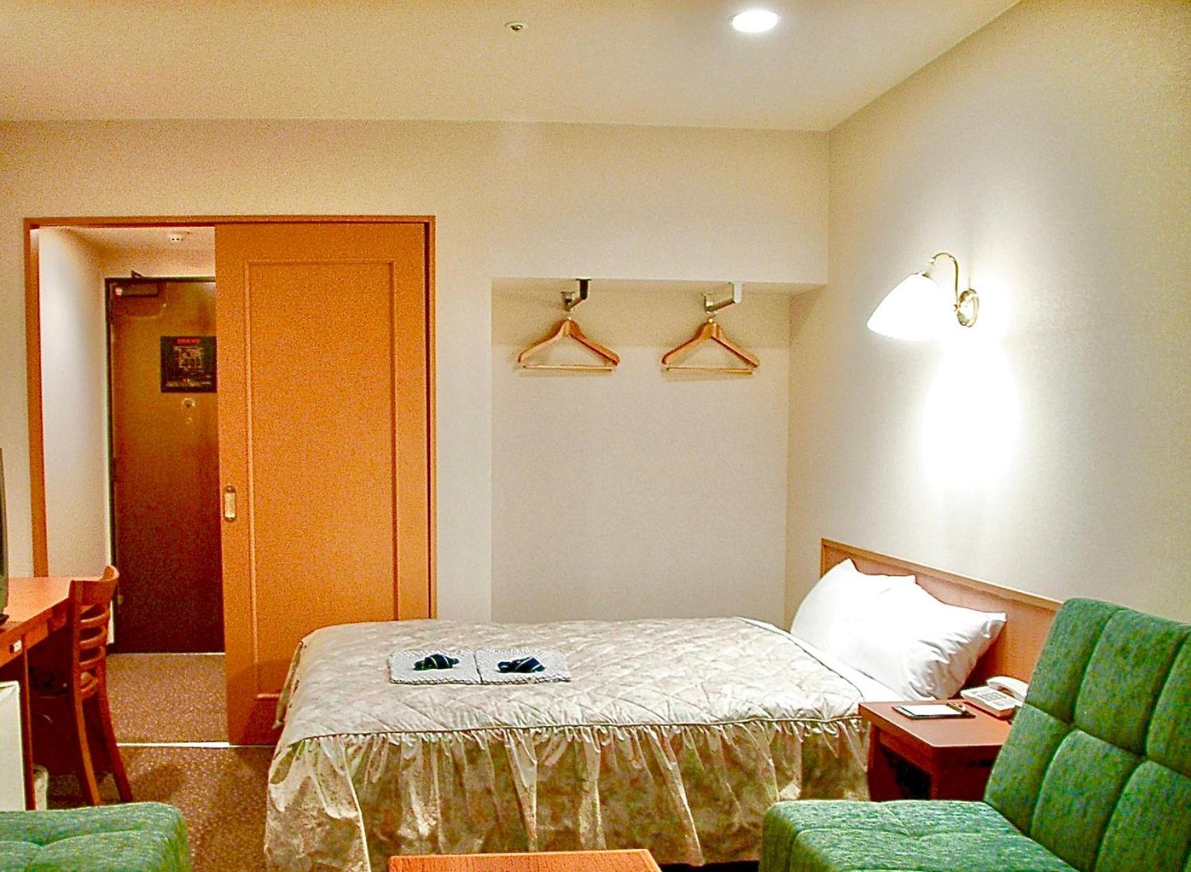 Himeji Ekimae Universal Hotel Minamiguchi Exteriér fotografie
