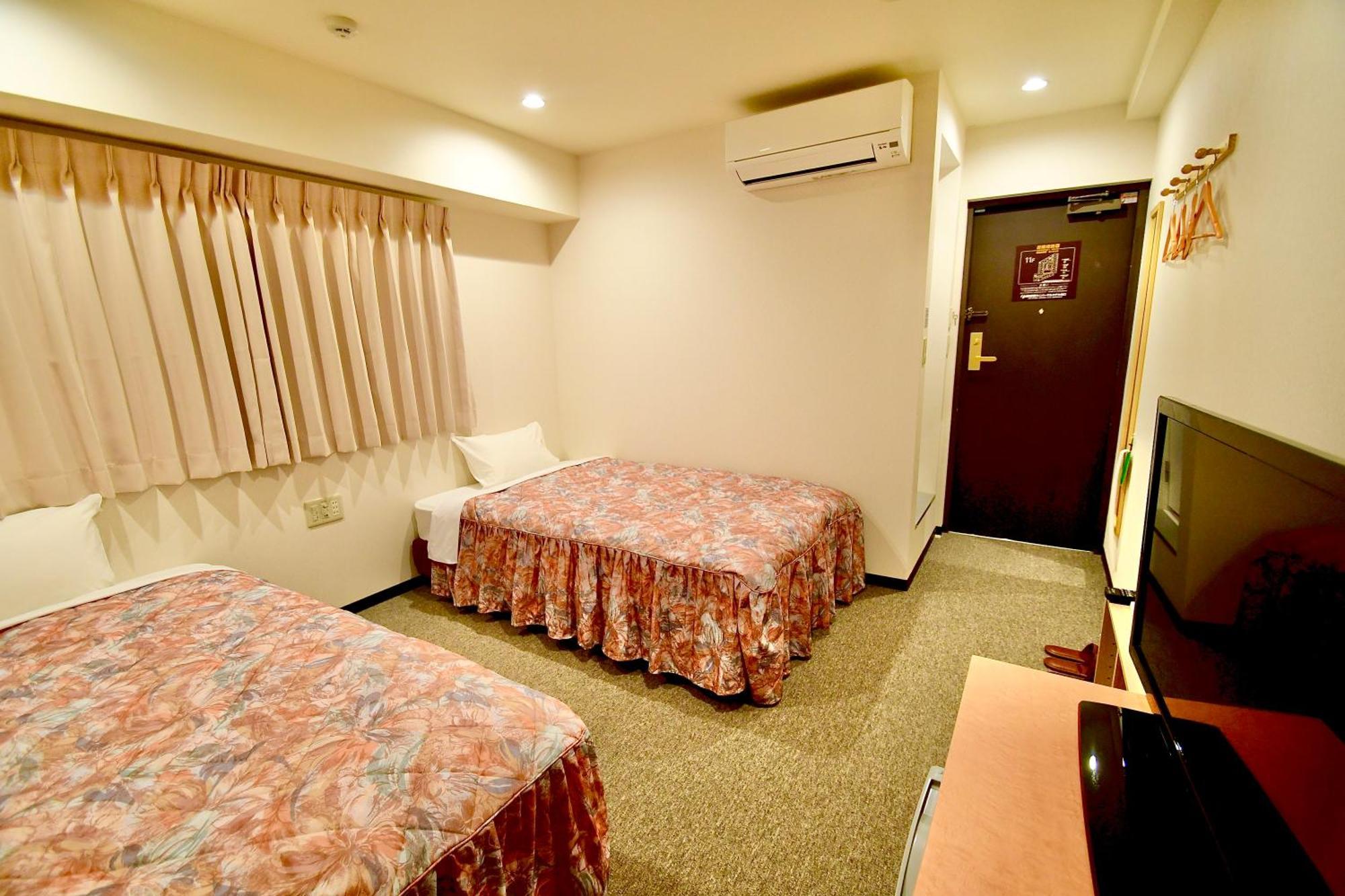 Himeji Ekimae Universal Hotel Minamiguchi Exteriér fotografie