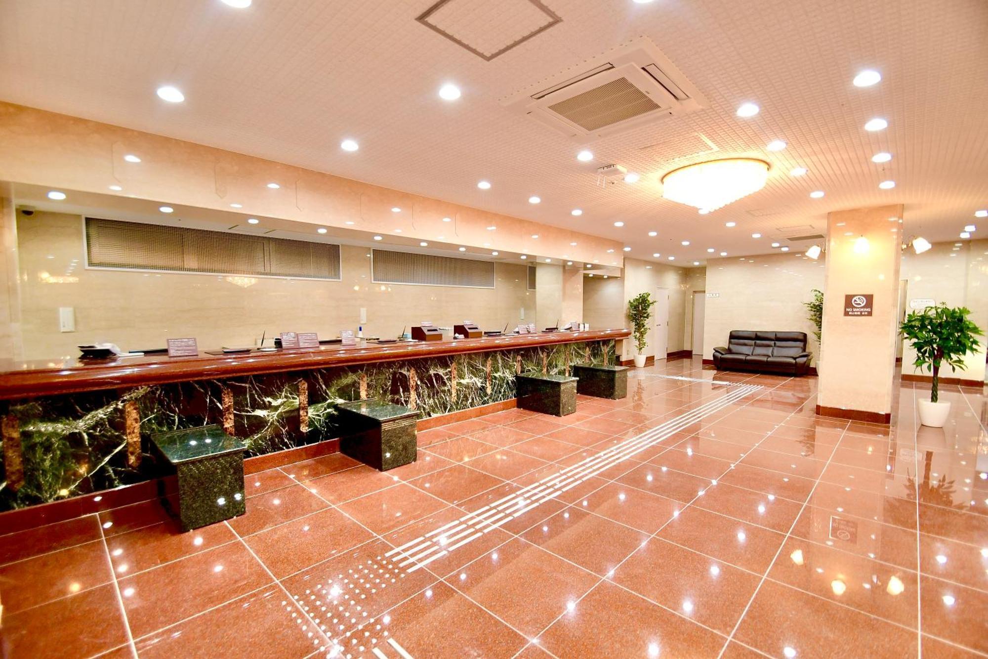 Himeji Ekimae Universal Hotel Minamiguchi Exteriér fotografie