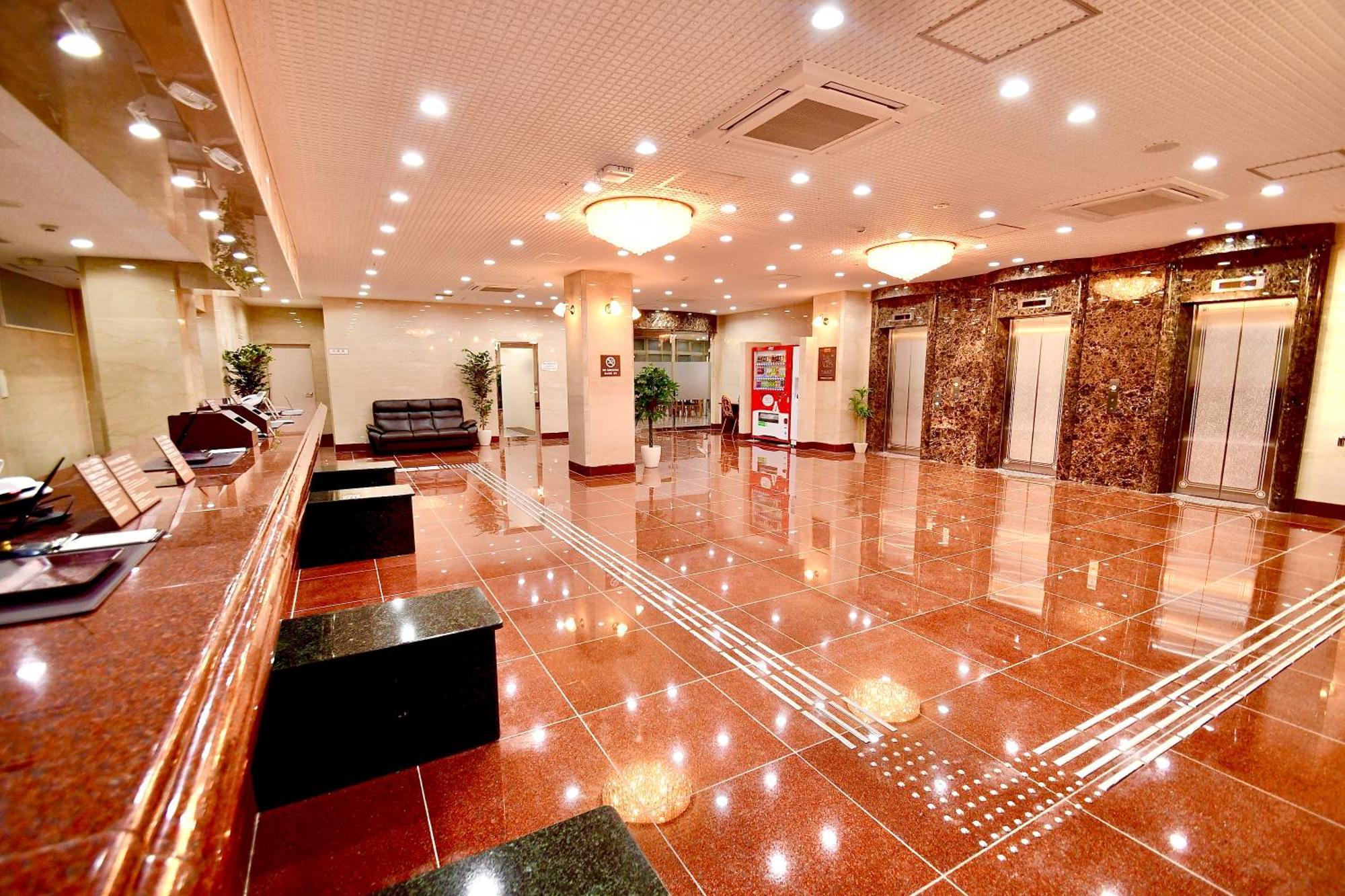 Himeji Ekimae Universal Hotel Minamiguchi Exteriér fotografie