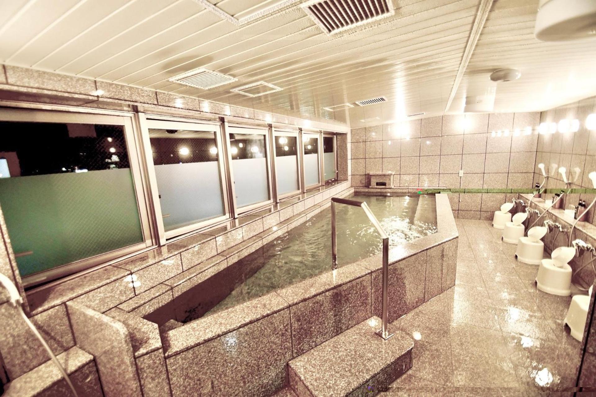 Himeji Ekimae Universal Hotel Minamiguchi Exteriér fotografie
